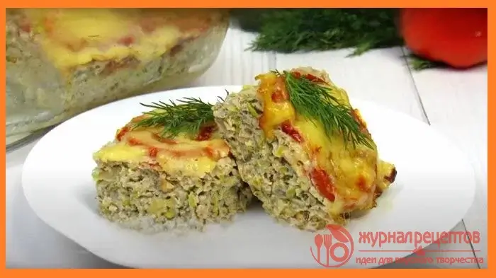 Свинина с кабачками и картофелем под сырной корочкой