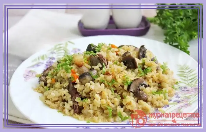 Фото с (Булгур с куриной печенью и шампиньонами - рецепт полезной и вкусной каши)